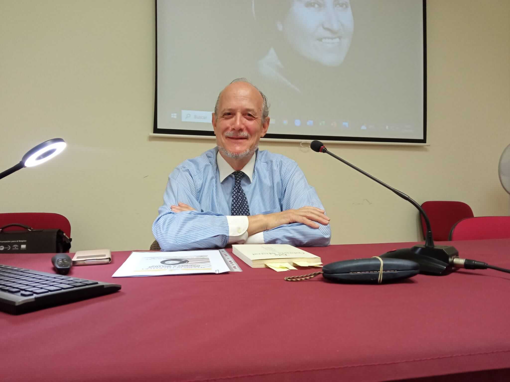 Descubrimos la vida y obra de GABRIELA MISTRAL