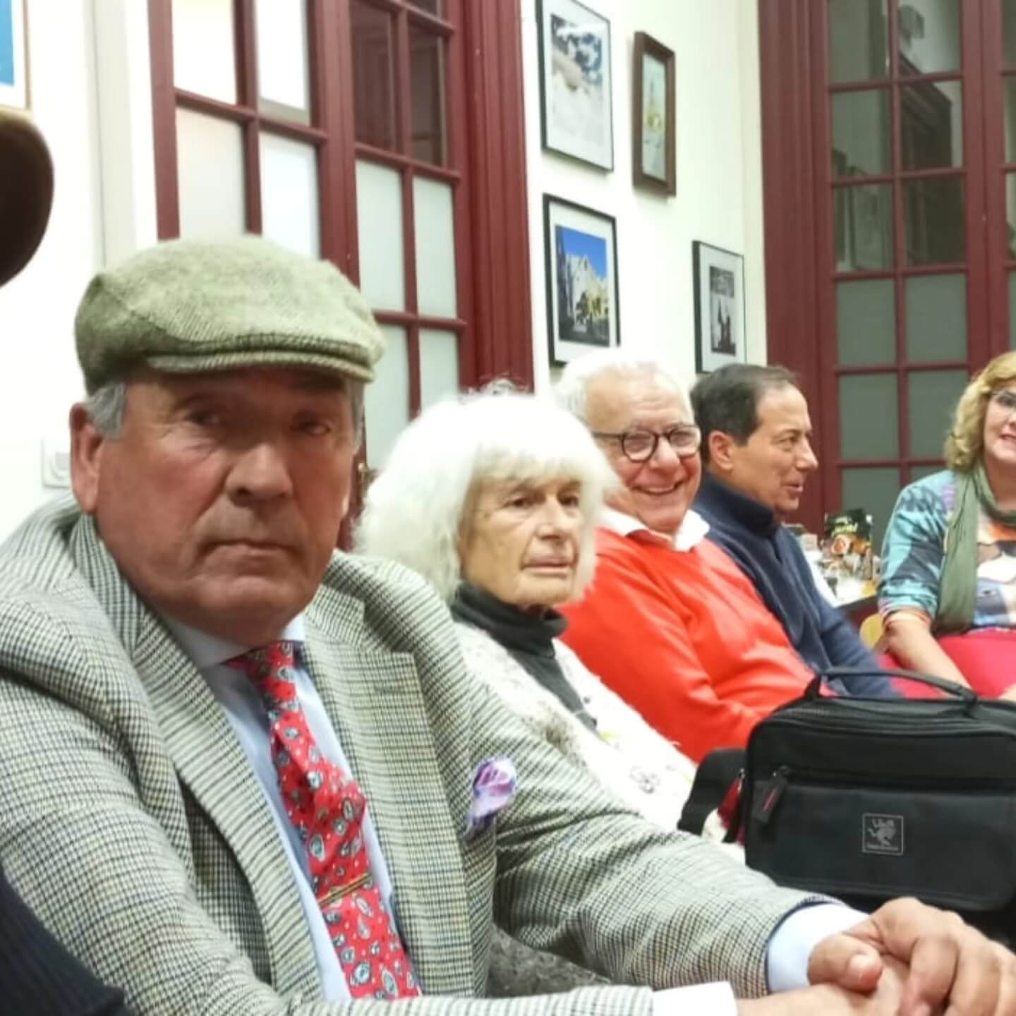 Club de Lectura-Comentarios del libro “La Oculta” de Héctor Abad Faciolince.