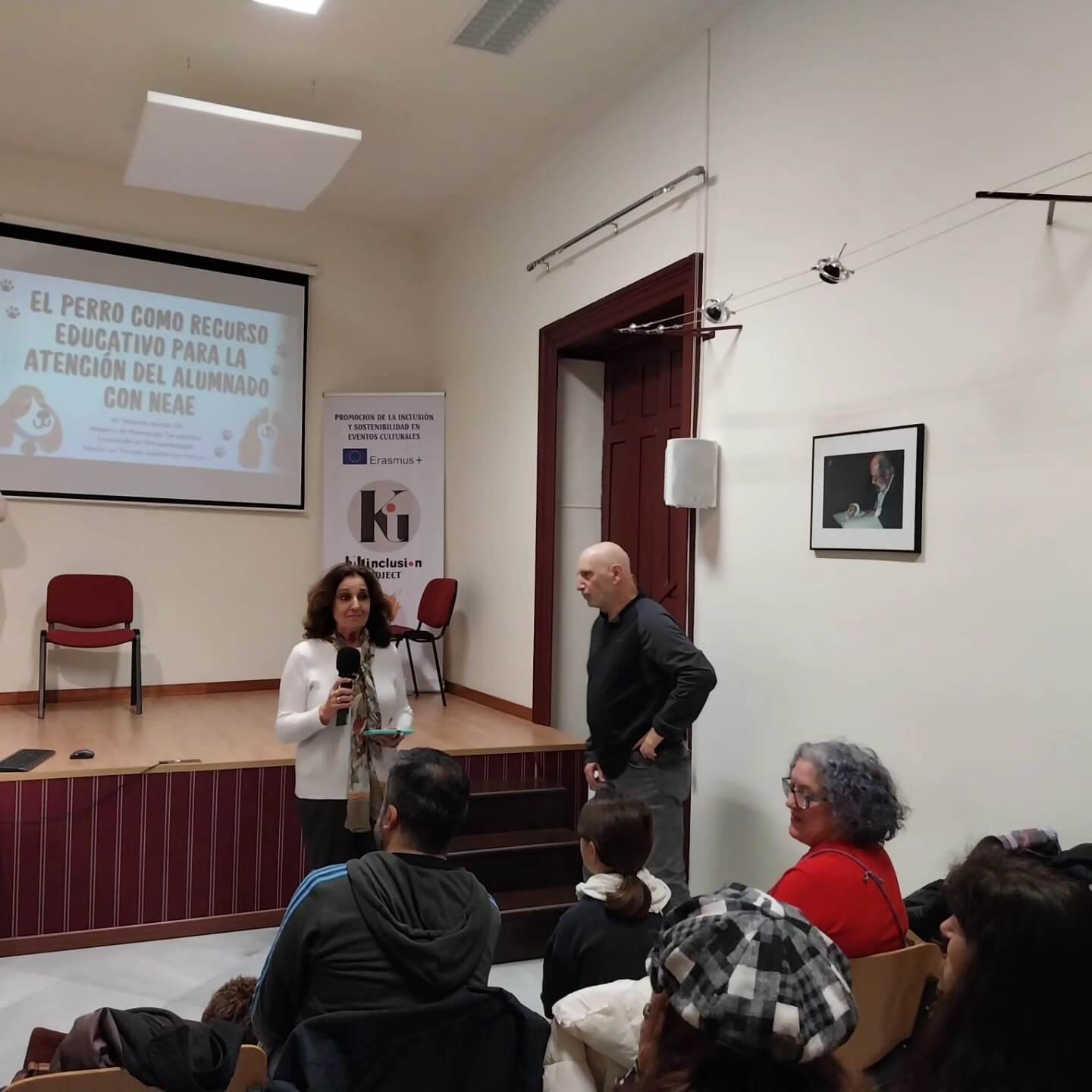 Conferencia “El perro como recurso educativo para la atención de alumnado NEAE”